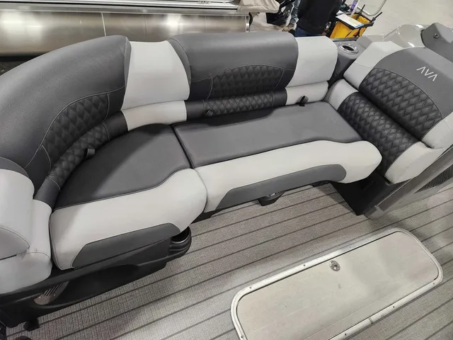 Slide: The Image of Avalon 2585 27-3 Excalibur LTD FL 2026 - 21