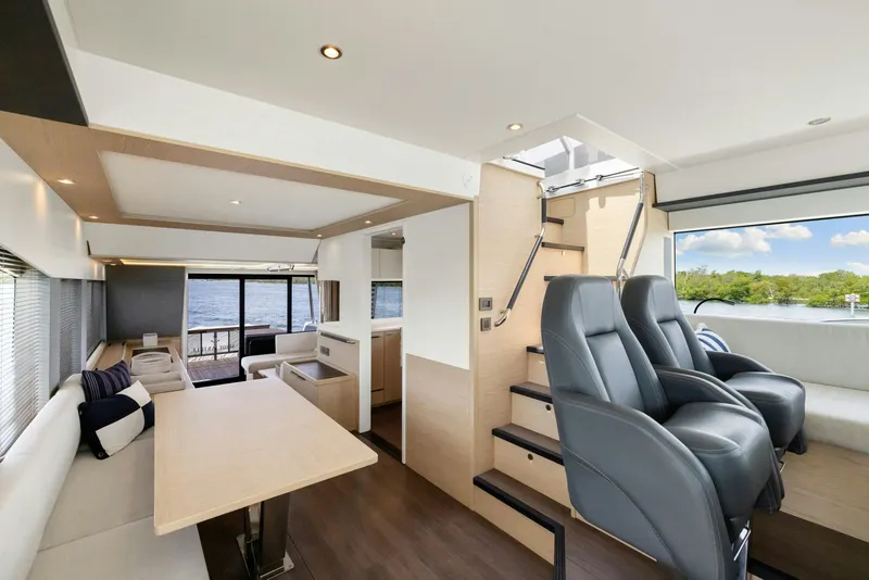 Slide: The Image of Beneteau 62 2022 - 44