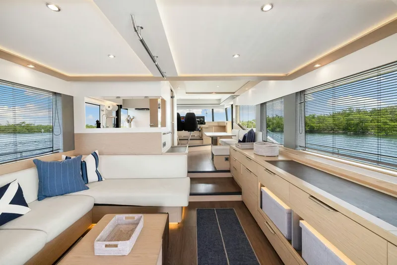 Slide: The Image of Beneteau 62 2022 - 30