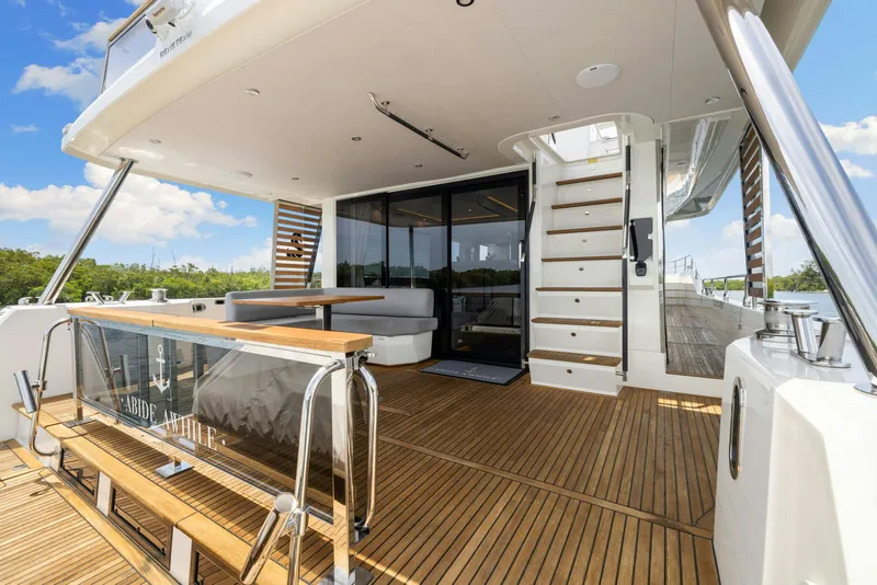 Slide: The Image of Beneteau 62 2022 - 20