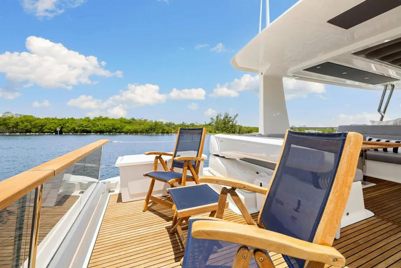 Slide: The Image of Beneteau 62 2022 - 16