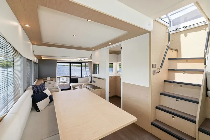 Slide: The Image of Beneteau 62 2022 - 43