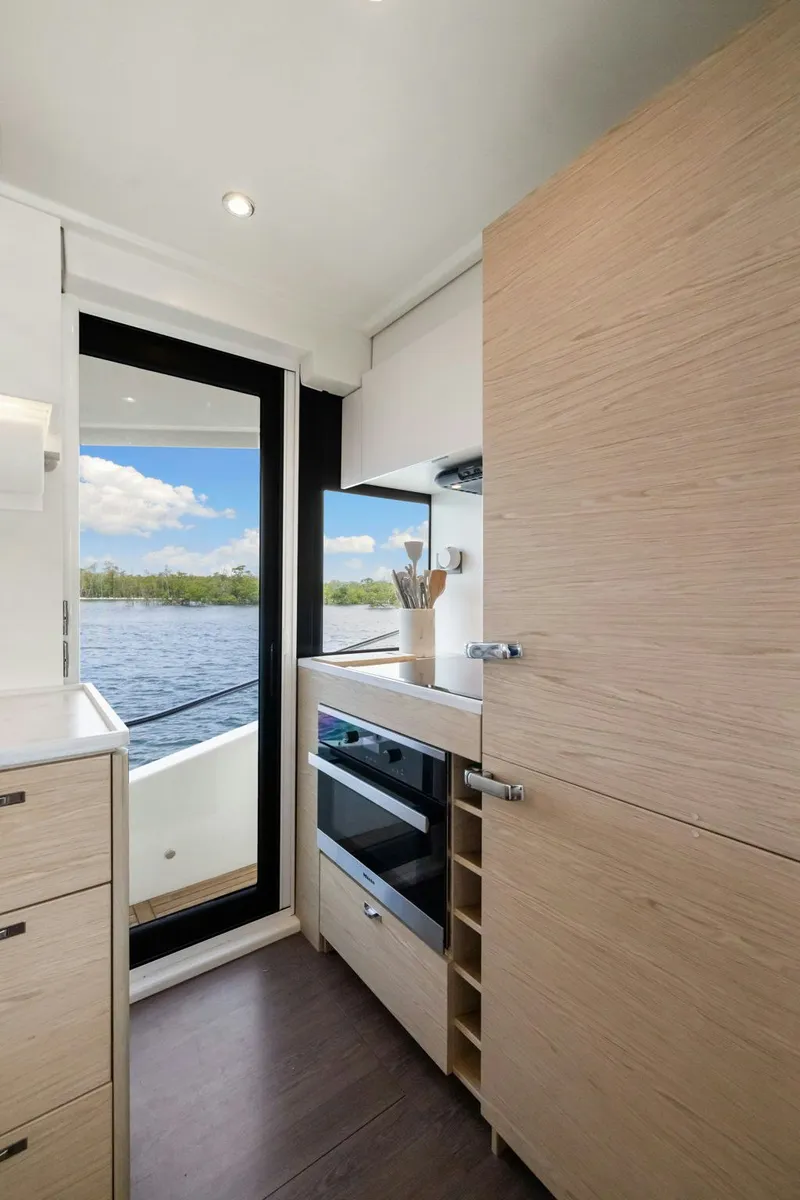 Slide: The Image of Beneteau 62 2022 - 37