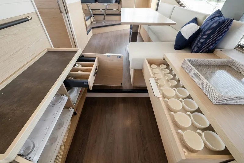 Slide: The Image of Beneteau 62 2022 - 38