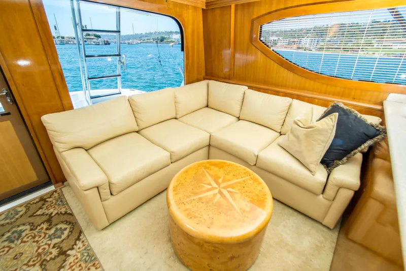 Slide: The Image of Hatteras 55 Convertible 2001 - 18