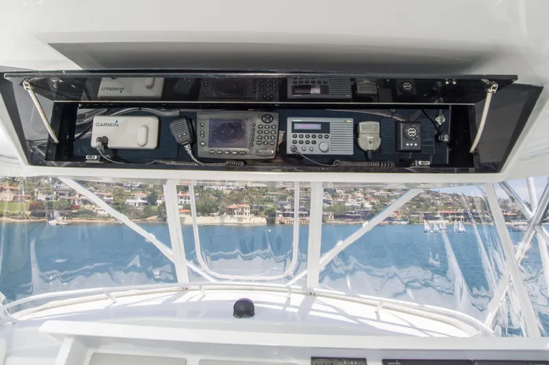 Slide: The Image of Hatteras 55 Convertible 2001 - 14