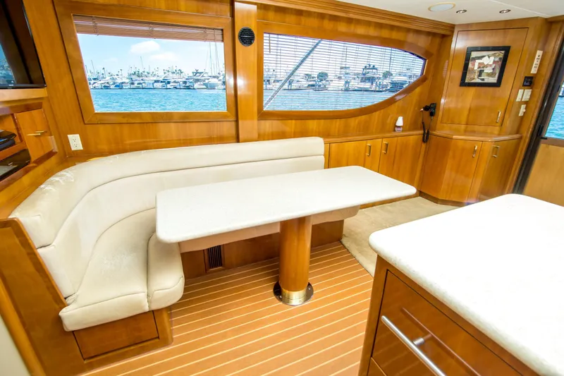 Slide: The Image of Hatteras 55 Convertible 2001 - 27