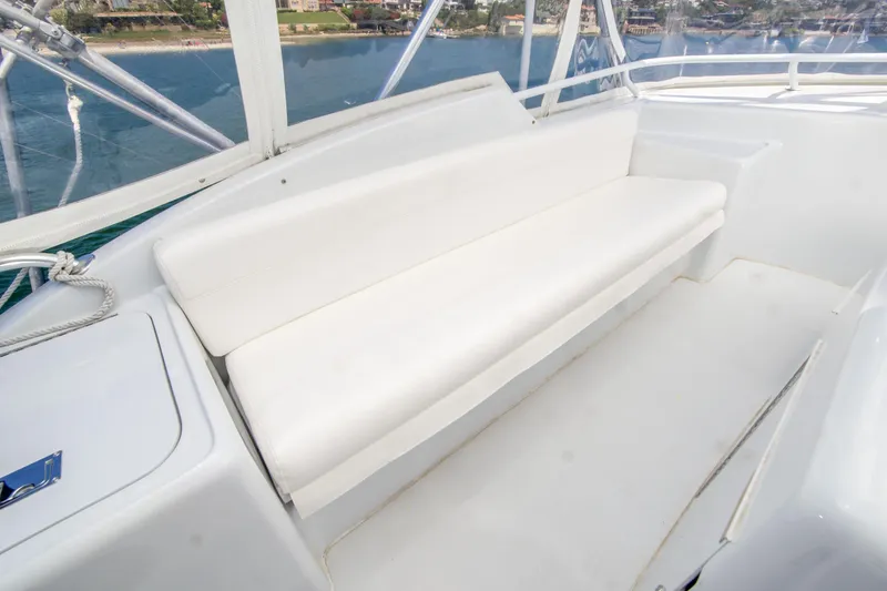 Slide: The Image of Hatteras 55 Convertible 2001 - 15
