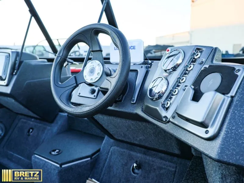 Slide: The Image of Tracker V-175 Combo 2027 - 13