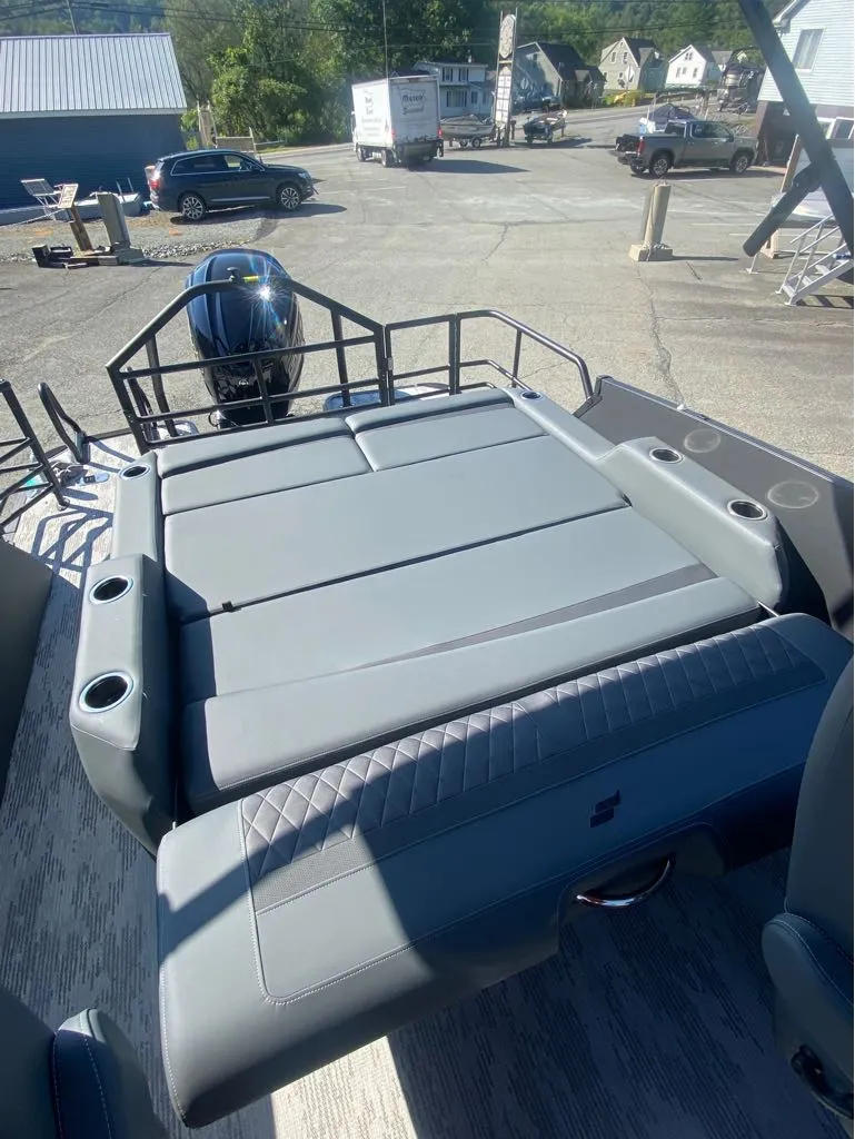 Slide: The Image of Starcraft SLS-3 Q DH 2027 - 7