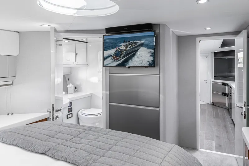 Slide: The Image of Sunseeker 68 Predator 2005 - 18