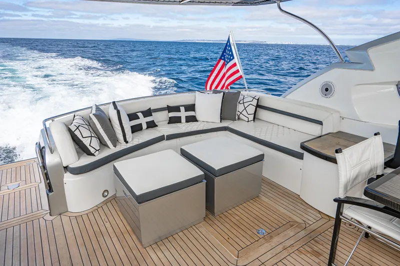 Slide: The Image of Sunseeker 68 Predator 2005 - 7