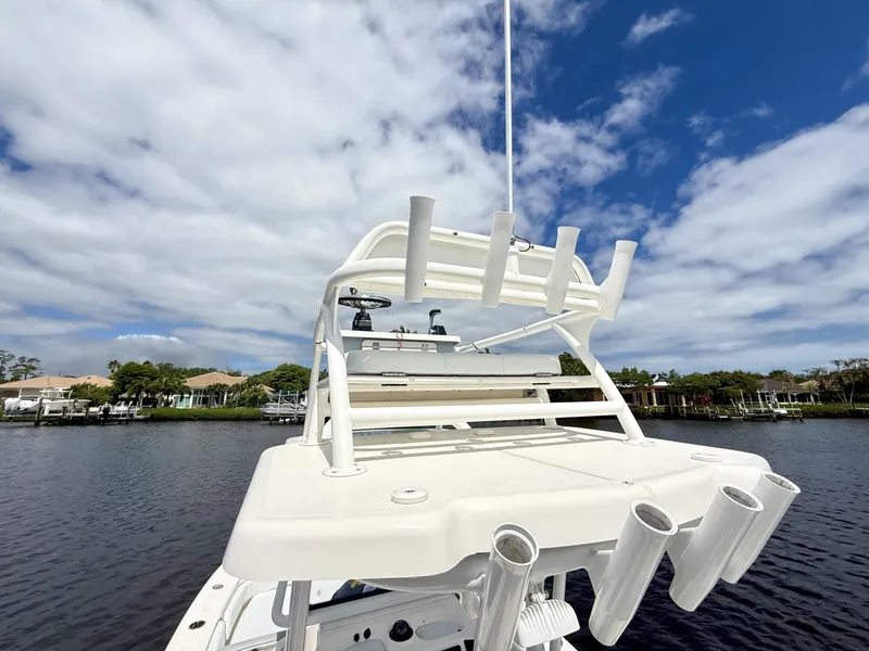 Slide: The Image of Robalo 2021 - 11