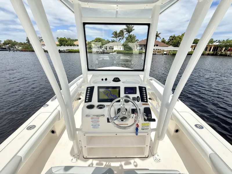 Slide: The Image of Robalo 2021 - 3