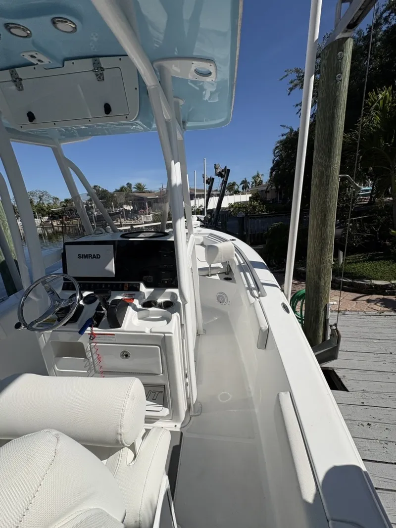 Slide: The Image of Sea Hunt 225 Ultra 2018 - 24