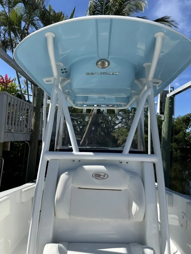 Slide: The Image of Sea Hunt 225 Ultra 2018 - 28