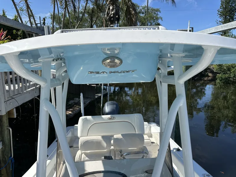Slide: The Image of Sea Hunt 225 Ultra 2018 - 29