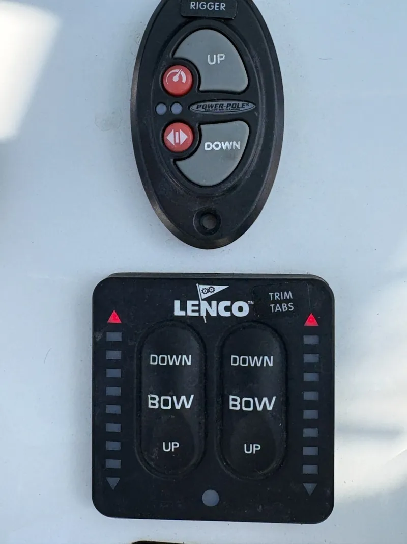 Slide: The Image of Sea Hunt 225 Ultra 2018 - 48