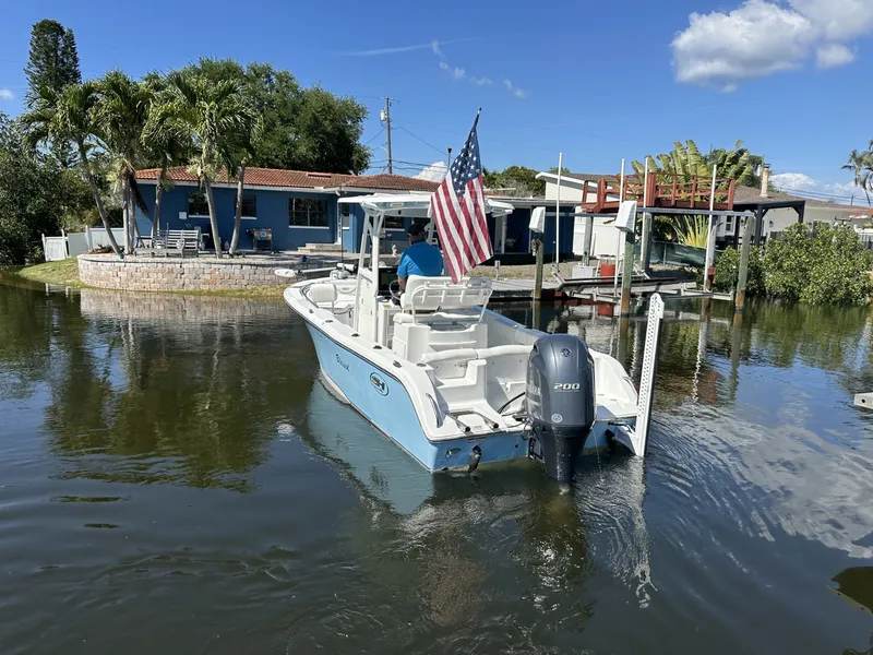 Slide: The Image of Sea Hunt 225 Ultra 2018 - 6