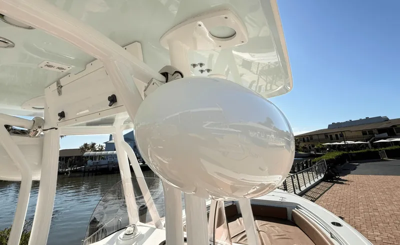 Slide: The Image of Sea Hunt Ultra 229 2021 - 12