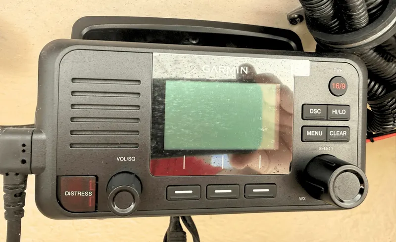 Slide: The Image of Sea Hunt Ultra 229 2021 - 7