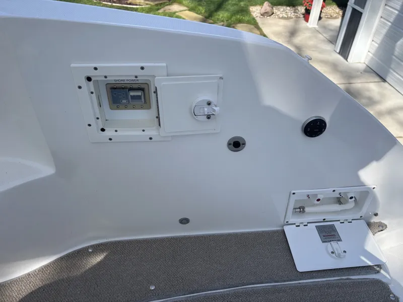 Slide: The Image of Rinker 290 EC 2014 - 24