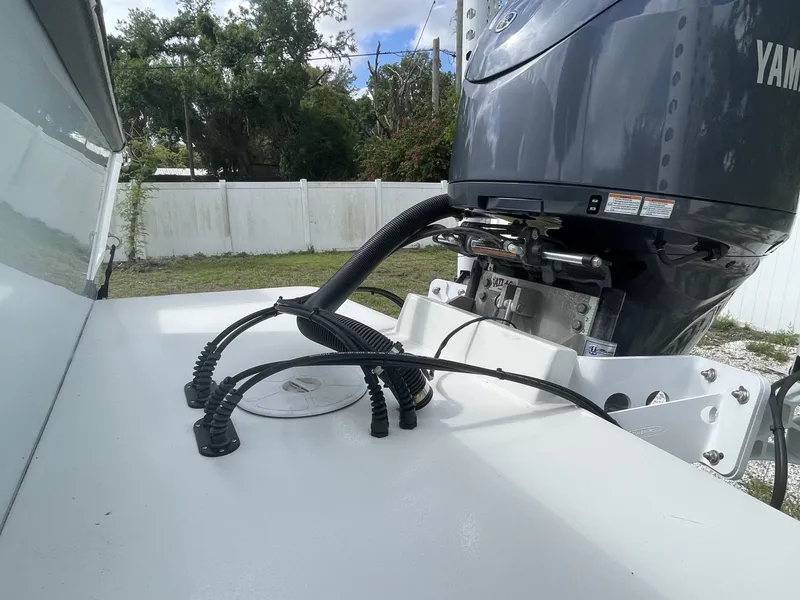 Slide: The Image of Parker Marine 25SE 2022 - 20