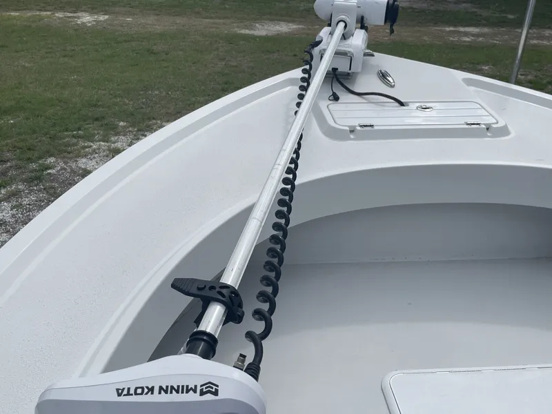Slide: The Image of Parker Marine 25SE 2022 - 28