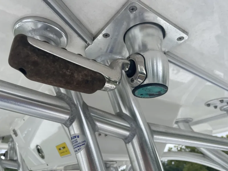Slide: The Image of Parker Marine 25SE 2022 - 58