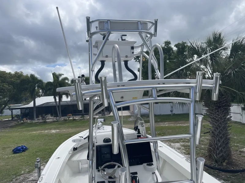 Slide: The Image of Parker Marine 25SE 2022 - 62
