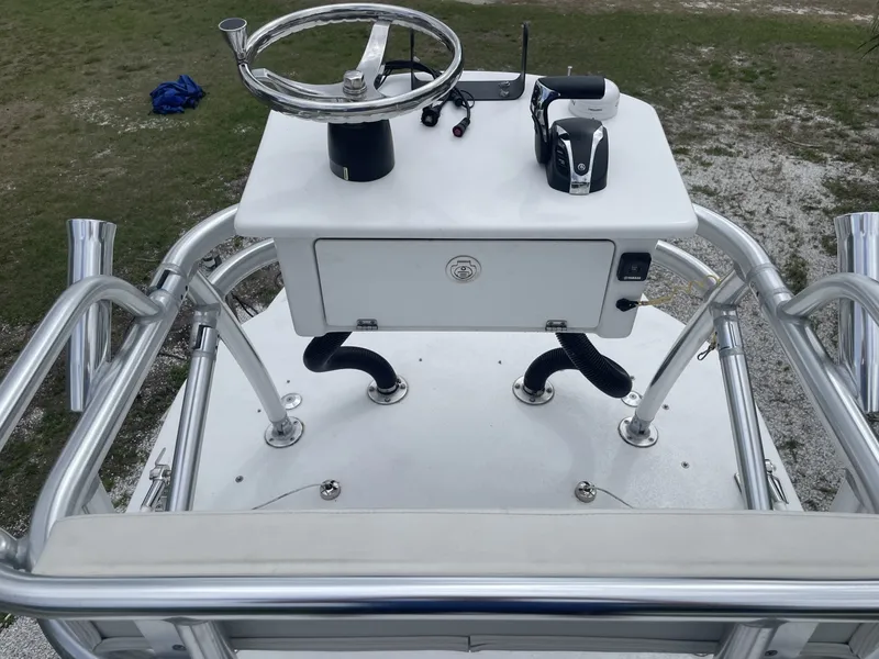 Slide: The Image of Parker Marine 25SE 2022 - 73