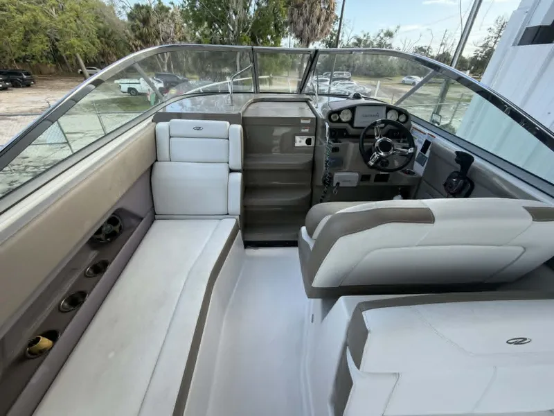 Slide: The Image of Regal 28 Express 2016 - 5