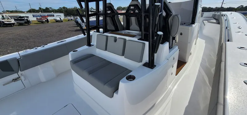 Slide: The Image of Cape Horn Yachts 47 2025 - 18