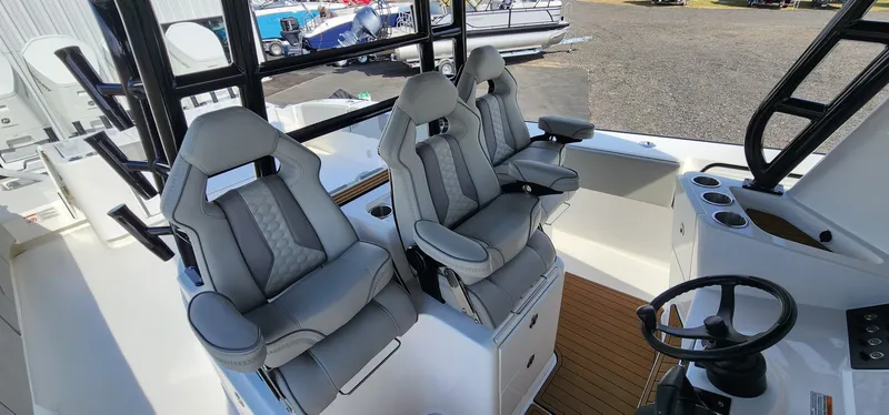 Slide: The Image of Cape Horn Yachts 47 2025 - 22