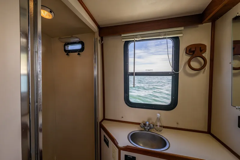 Slide: The Image of Pacific Trawler 40 1999 - 30