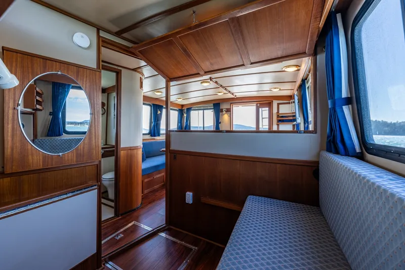 Slide: The Image of Pacific Trawler 40 1999 - 33