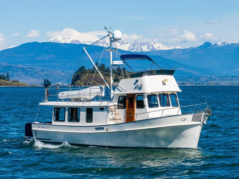 Slide: The Image of Pacific Trawler 40 1999 - 6
