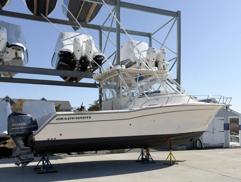 The Image of Grady-White Express 330 2009 - 0