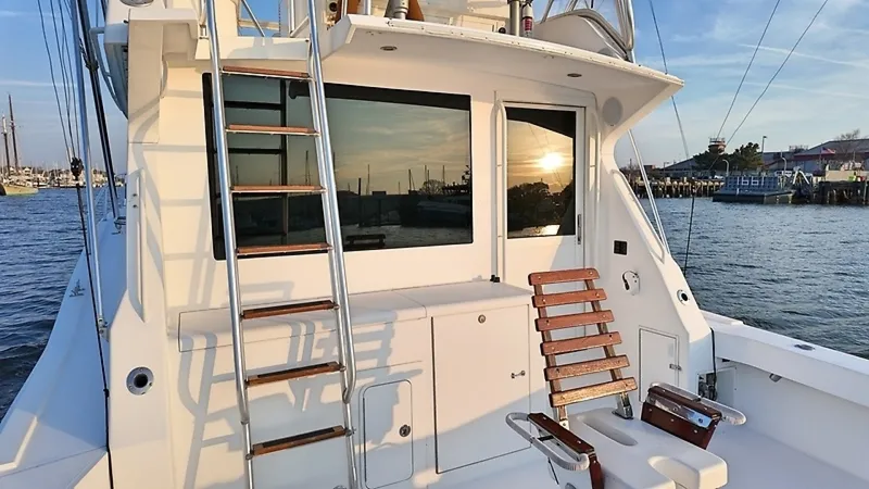 Slide: The Image of Viking 47 Convertible 1998 - 18
