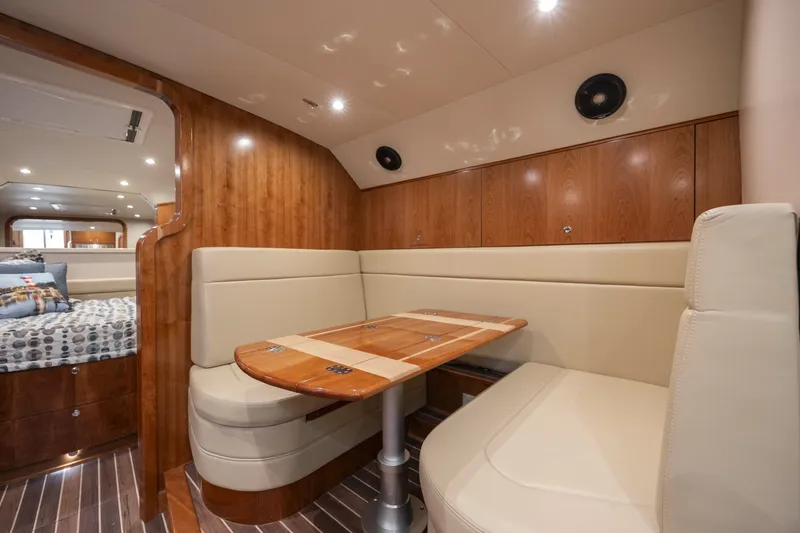 Slide: The Image of Albemarle 410 Express Fisherman 2019 - 24