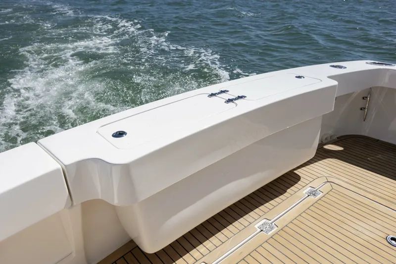 Slide: The Image of Albemarle 410 Express Fisherman 2019 - 50