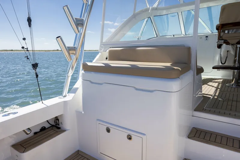 Slide: The Image of Albemarle 410 Express Fisherman 2019 - 55