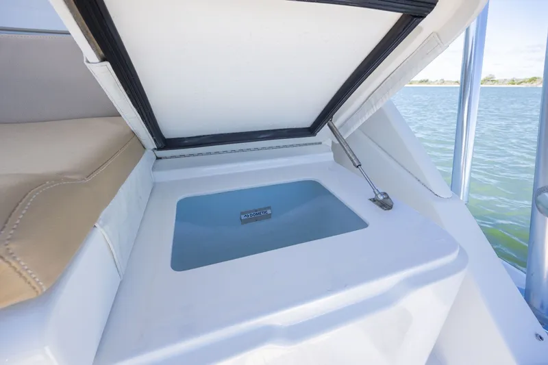 Slide: The Image of Albemarle 410 Express Fisherman 2019 - 57