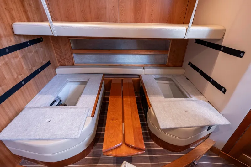 Slide: The Image of Albemarle 410 Express Fisherman 2019 - 95