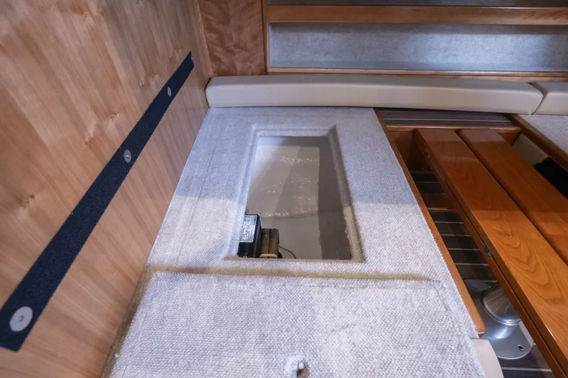 Slide: The Image of Albemarle 410 Express Fisherman 2019 - 96