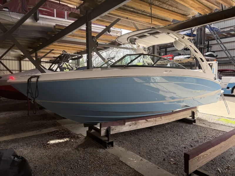 The Image of Regal LS4 Surf 2021 - 0
