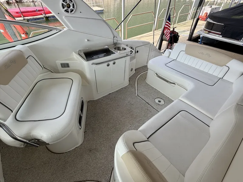 Slide: The Image of Sea Ray 270 Sundancer 2009 - 11