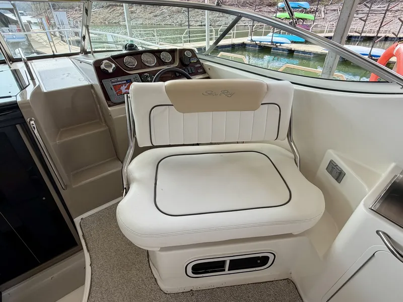 Slide: The Image of Sea Ray 270 Sundancer 2009 - 15