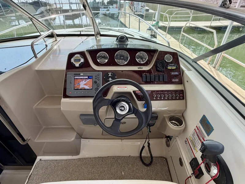 Slide: The Image of Sea Ray 270 Sundancer 2009 - 18