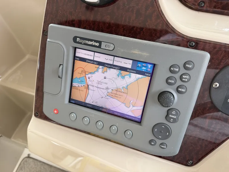 Slide: The Image of Sea Ray 270 Sundancer 2009 - 32